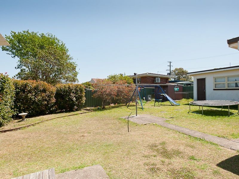 12 Dugdale Avenue, Taree NSW 2430