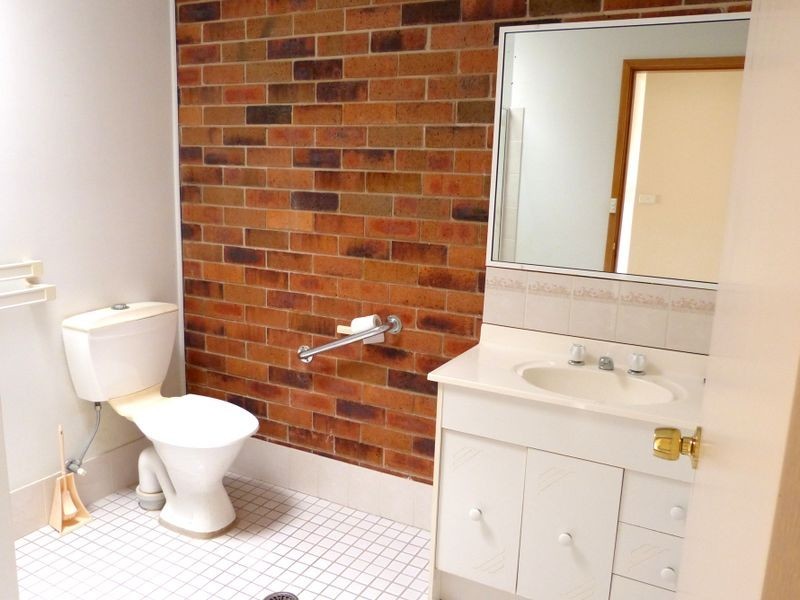 1/126 High Street, Taree NSW 2430