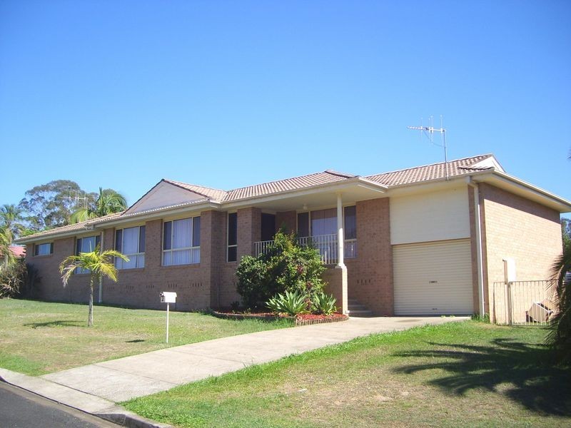 1/20 Burdett Street & 2 Webster Close, Tinonee NSW 2430