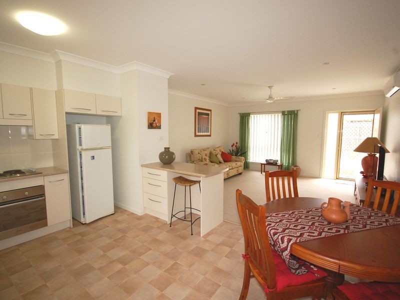 2/39 Combined Street, Wingham NSW 2429