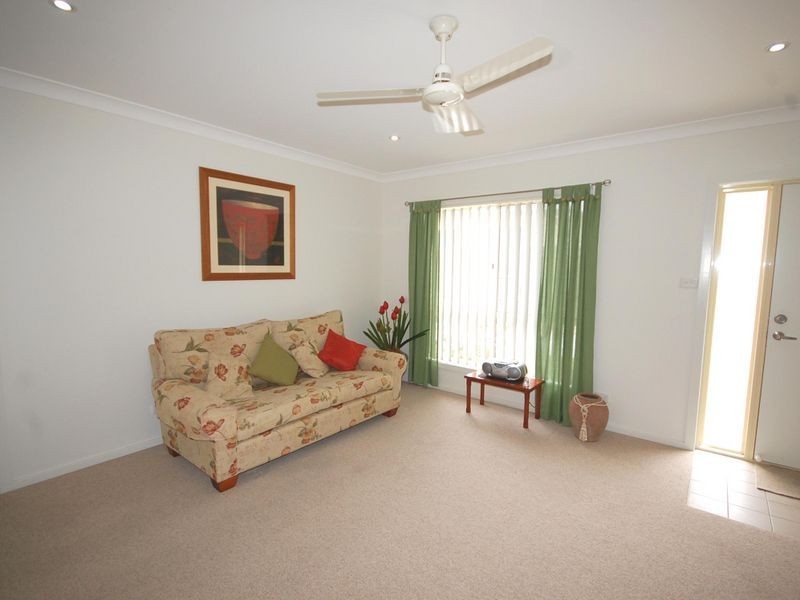 2/39 Combined Street, Wingham NSW 2429