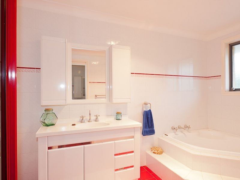 10 Ruby Drive, Taree NSW 2430