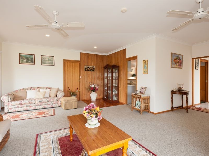 2 Kristanne Close, Taree NSW 2430