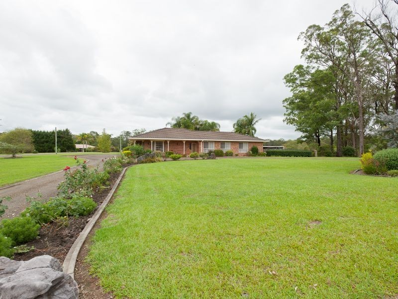 2 Kristanne Close, Taree NSW 2430