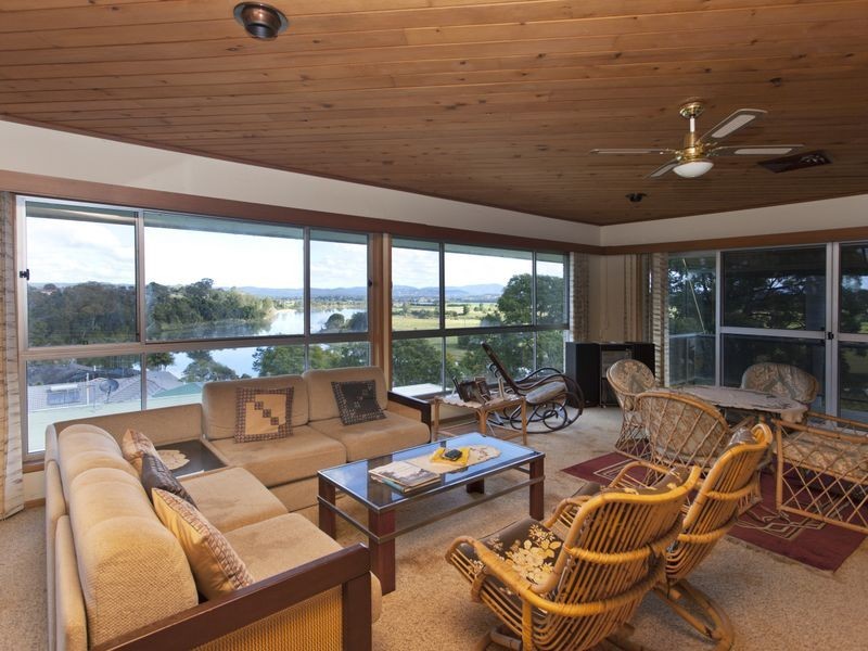 18 Cowan Road, Taree NSW 2430