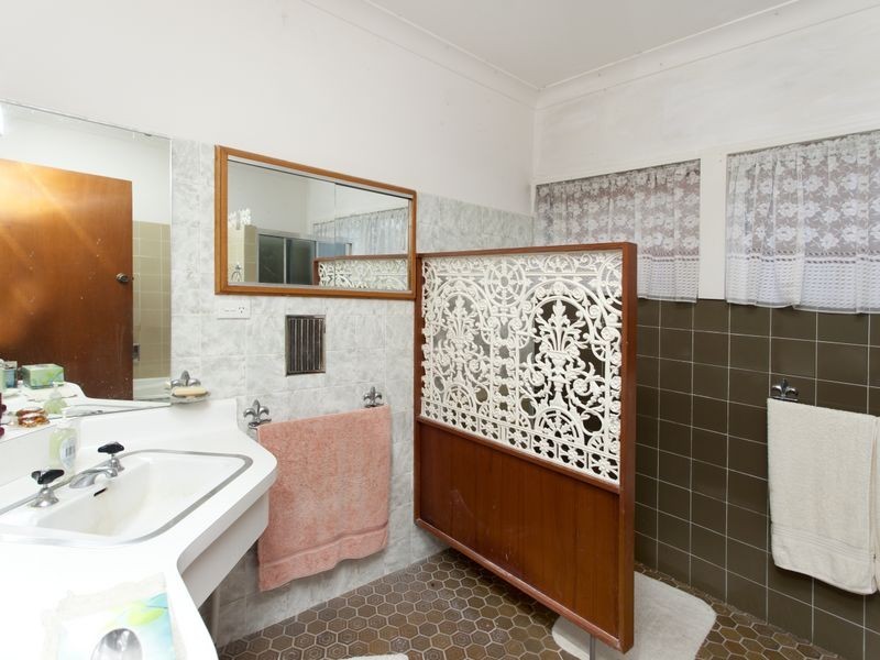 18 Cowan Road, Taree NSW 2430