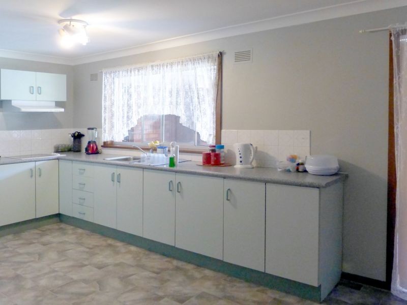 8 Kanangra Drive, Taree NSW 2430