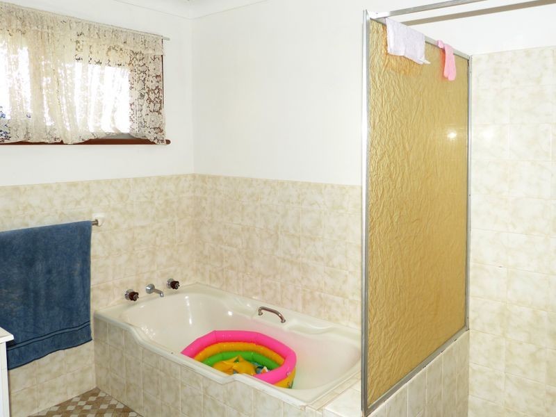 8 Kanangra Drive, Taree NSW 2430