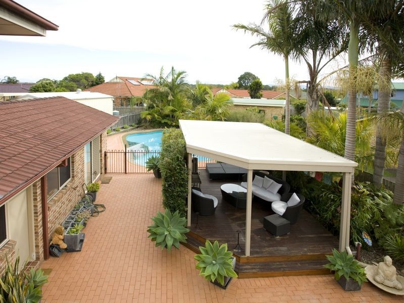 3 Kamala Close, Old Bar NSW 2430