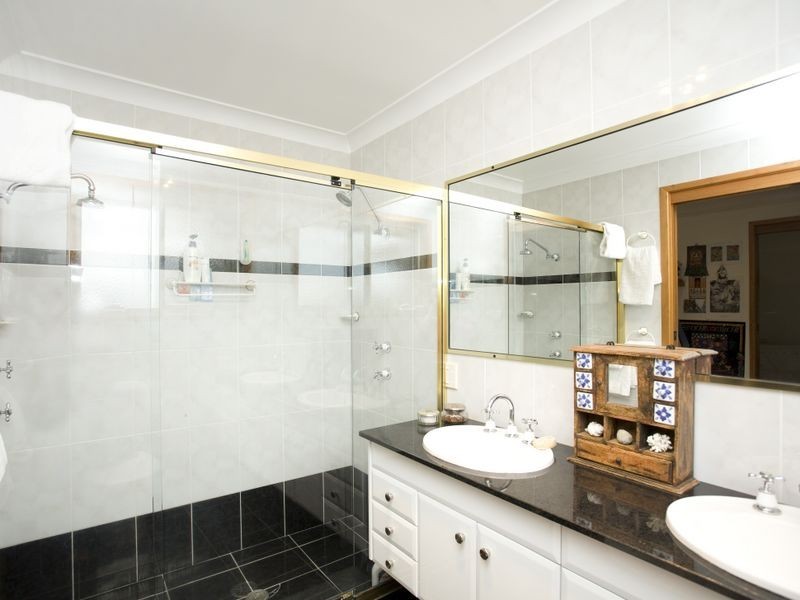 3 Kamala Close, Old Bar NSW 2430