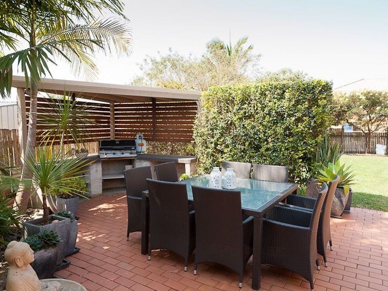 3 Kamala Close, Old Bar NSW 2430