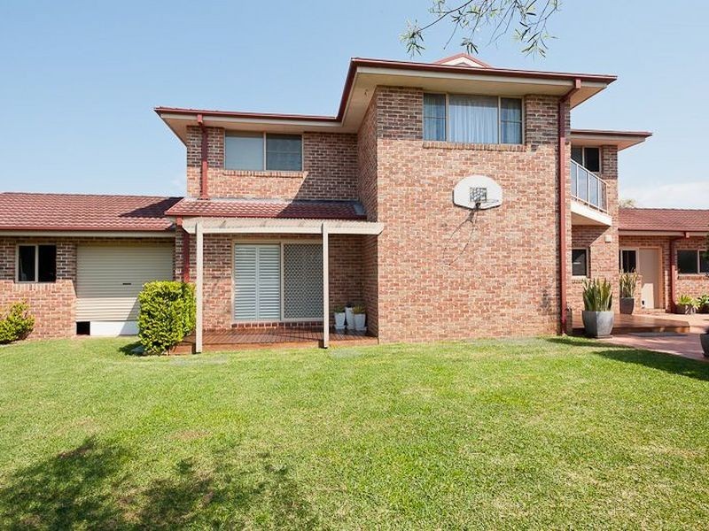 3 Kamala Close, Old Bar NSW 2430