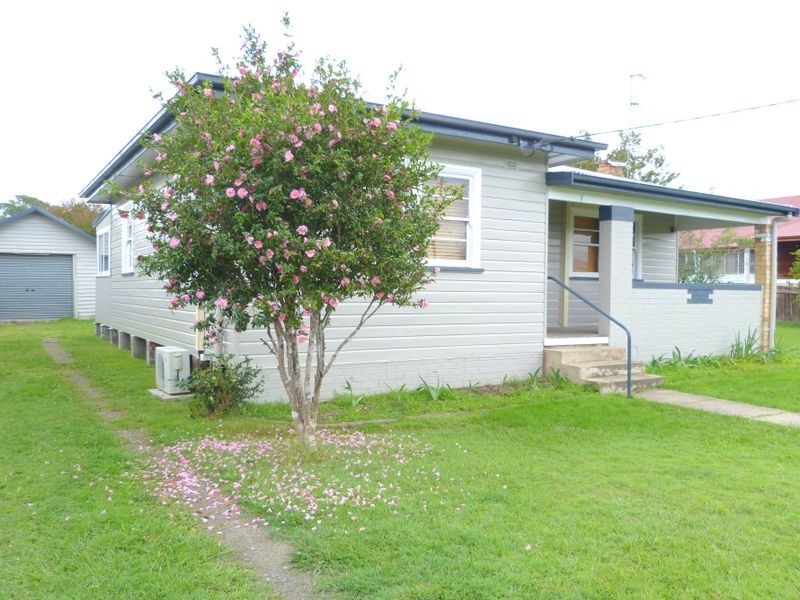 3 Louis Street, Taree NSW 2430