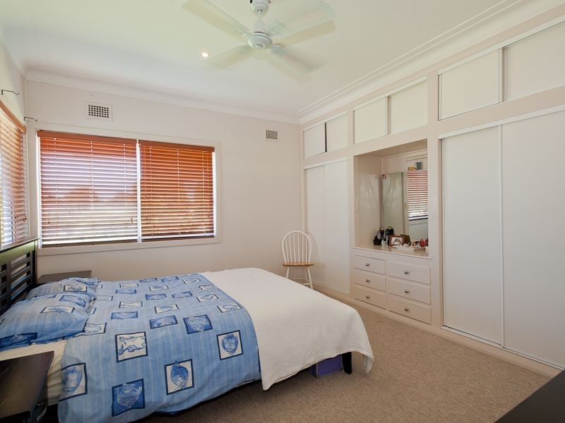 11 Deb Street, Taree NSW 2430