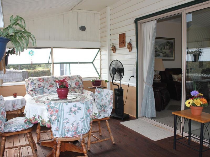 90 Main Street, Cundletown NSW 2430