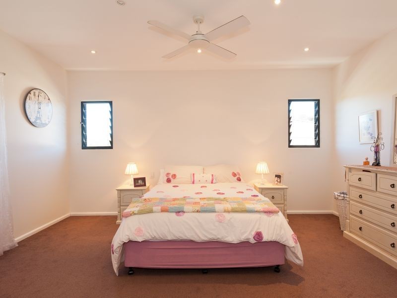 7 Main Road, Manning Point NSW 2430