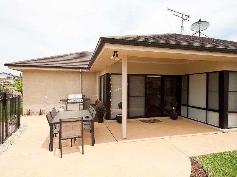 17 John Armstrong Close, Taree NSW 2430