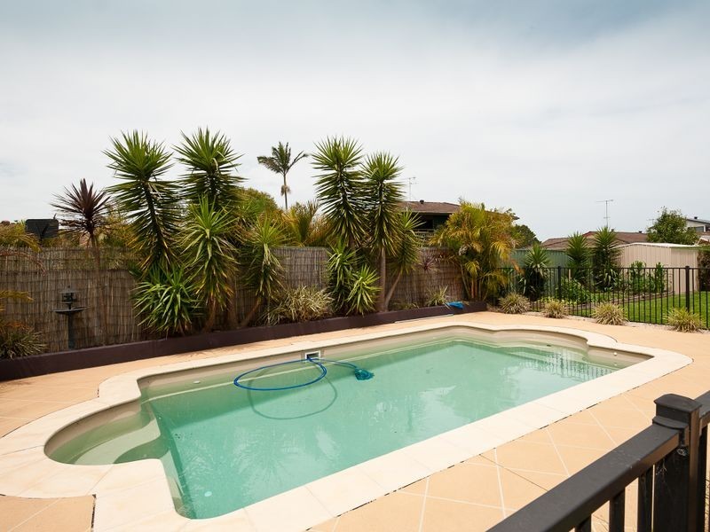 17 John Armstrong Close, Taree NSW 2430