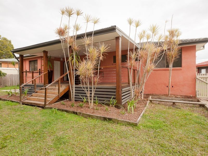 16 Battinga Close, Taree NSW 2430