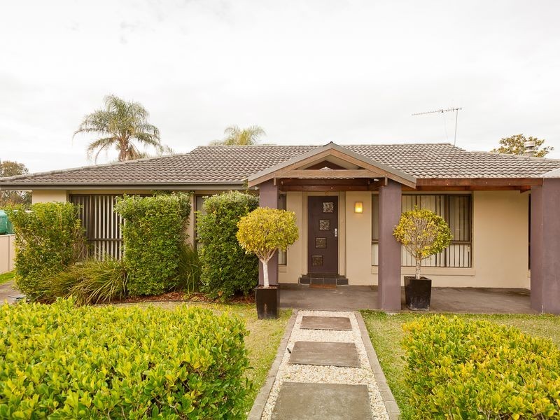 16 Battinga Close, Taree NSW 2430