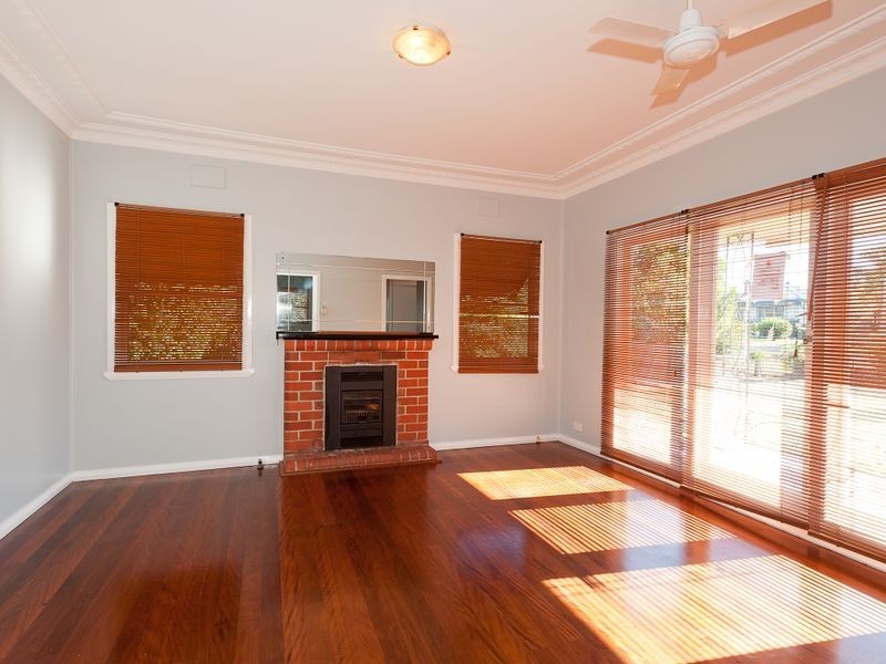 22 Deb Street, Taree NSW 2430