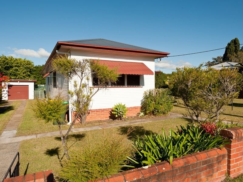 22 Deb Street, Taree NSW 2430