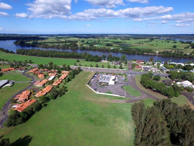9 Manning River Drive, Taree NSW 2430