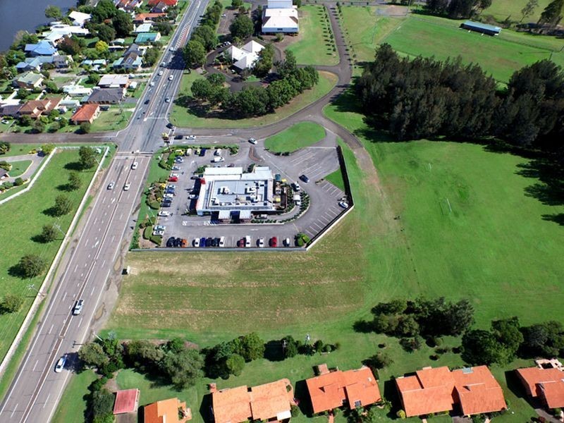 9 Manning River Drive, Taree NSW 2430