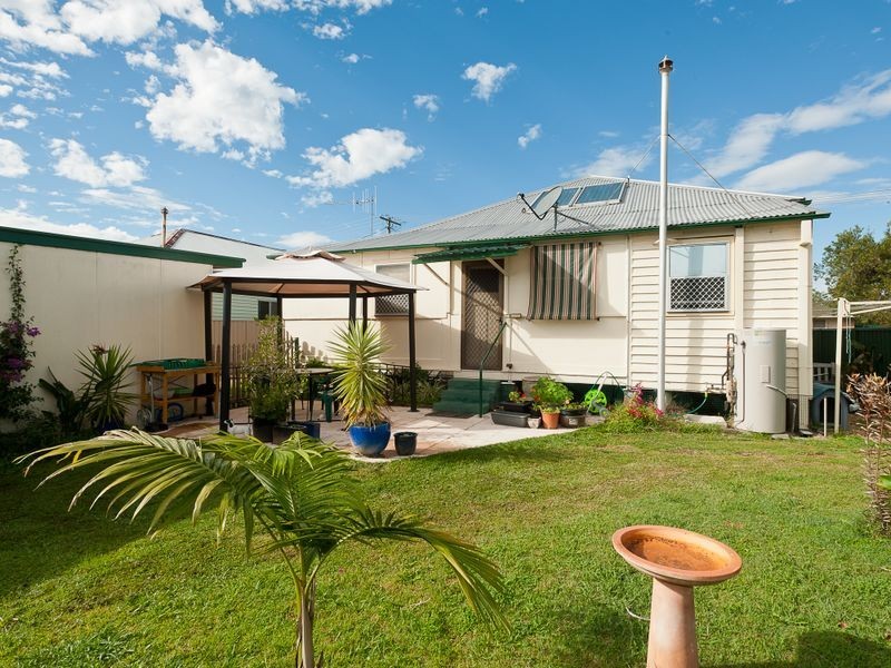 9 Wynter Street, Taree NSW 2430