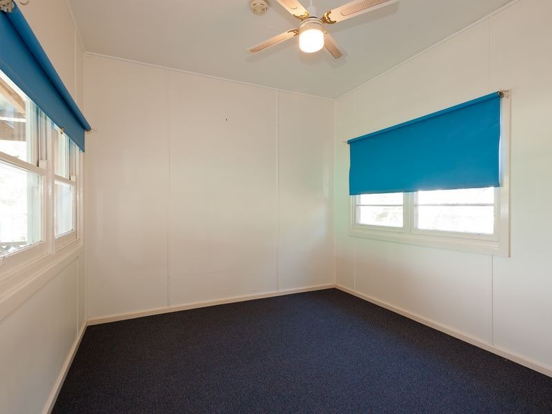 4 Mackay Street, Taree NSW 2430