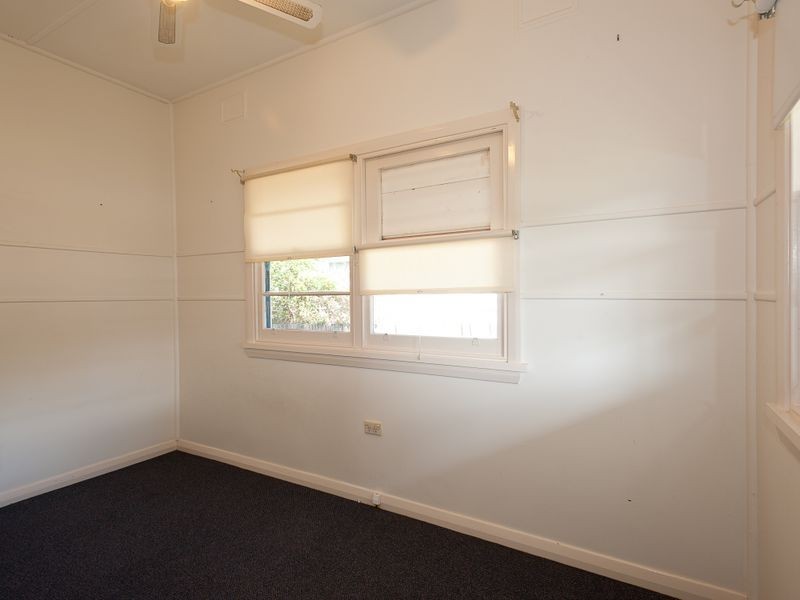 4 Mackay Street, Taree NSW 2430