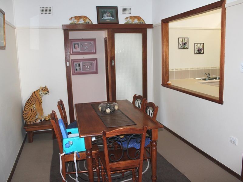 5 Latham Avenue, Taree NSW 2430