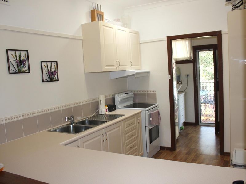 5 Latham Avenue, Taree NSW 2430