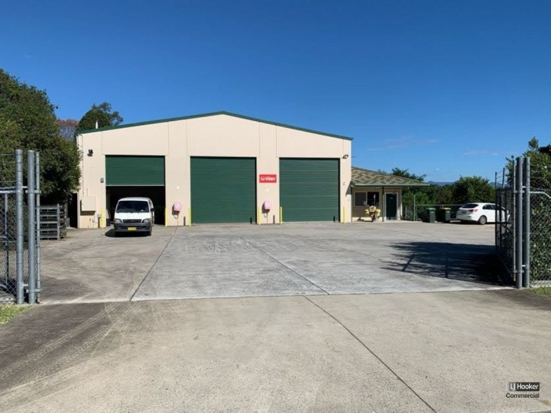 27 & 27B Binalong Way, Macksville NSW 2447