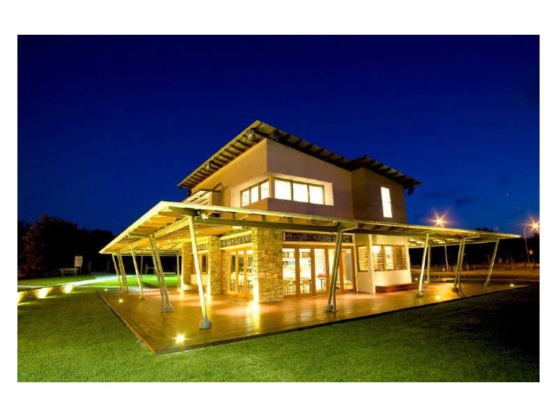 Beachstone Cafe North Sapphire Road, Sapphire Beach NSW 2450