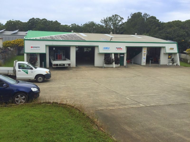 17 Newcastle Drive, Toormina NSW 2452