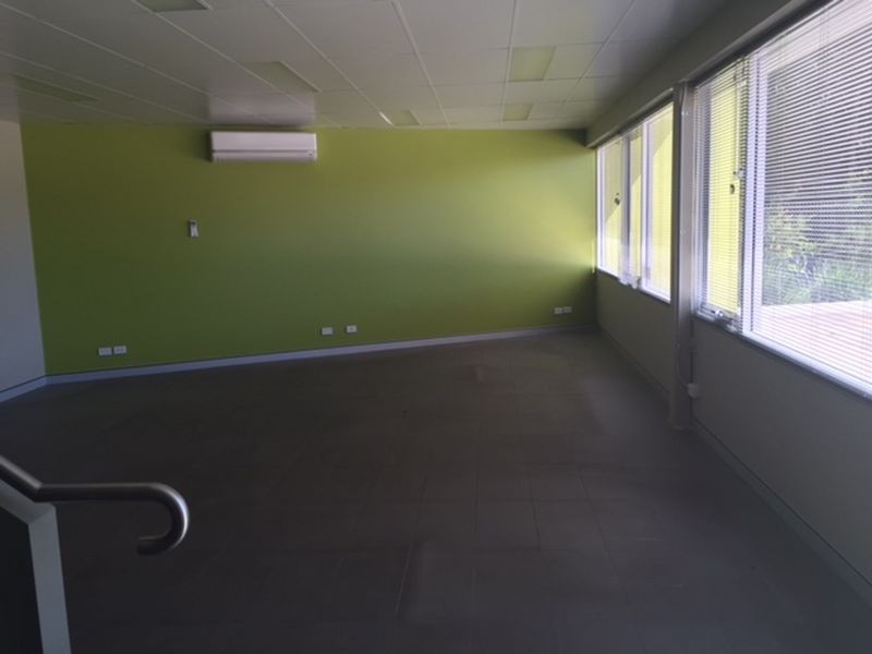 5 Featherstone Drive, Woolgoolga NSW 2456