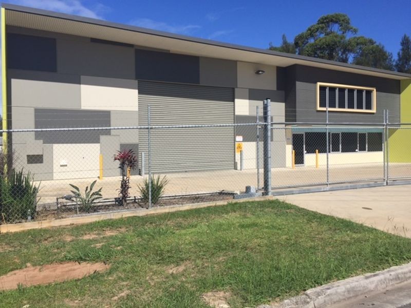 5 Featherstone Drive, Woolgoolga NSW 2456