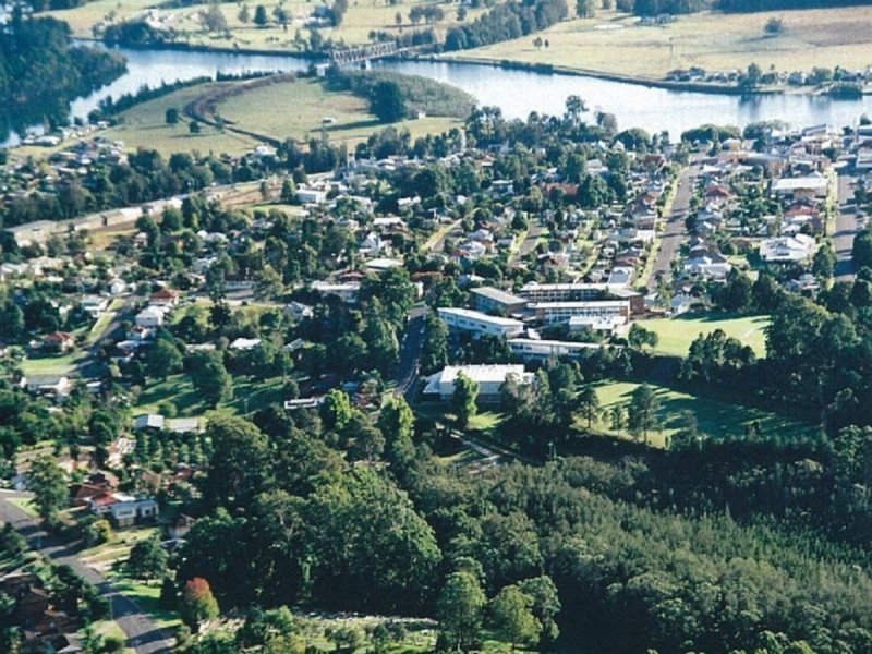 27 Centra Park Street, Macksville NSW 2447