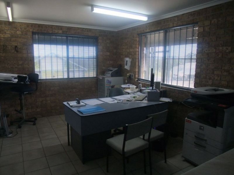 1 & 2/41-43 Yarrawonga Street, Macksville NSW 2447