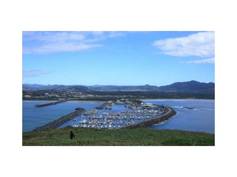 Shop 4 Marina Drive, Coffs Harbour NSW 2450