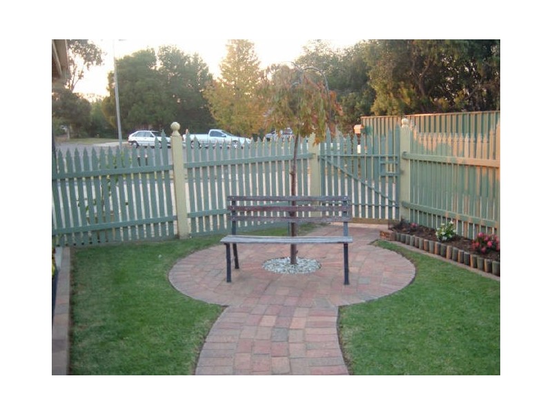 1/5 Holt Place, Wodonga VIC 3690