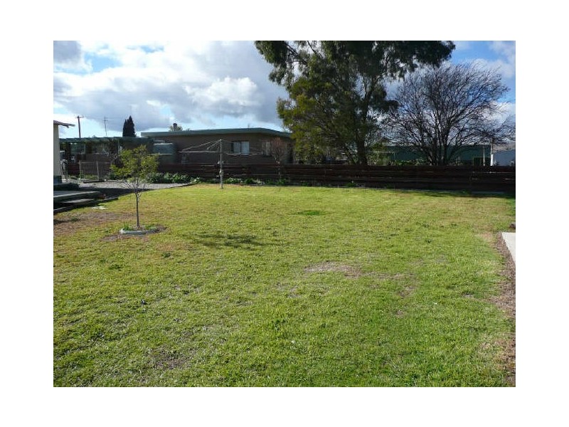 32 Albert Road, Chiltern VIC 3683