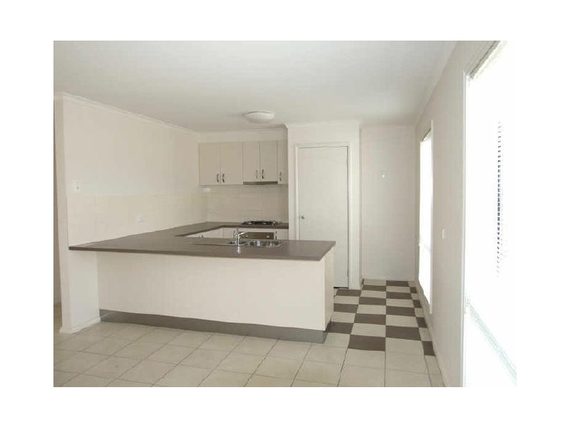 15 Oakmont Circuit, Wodonga VIC 3690