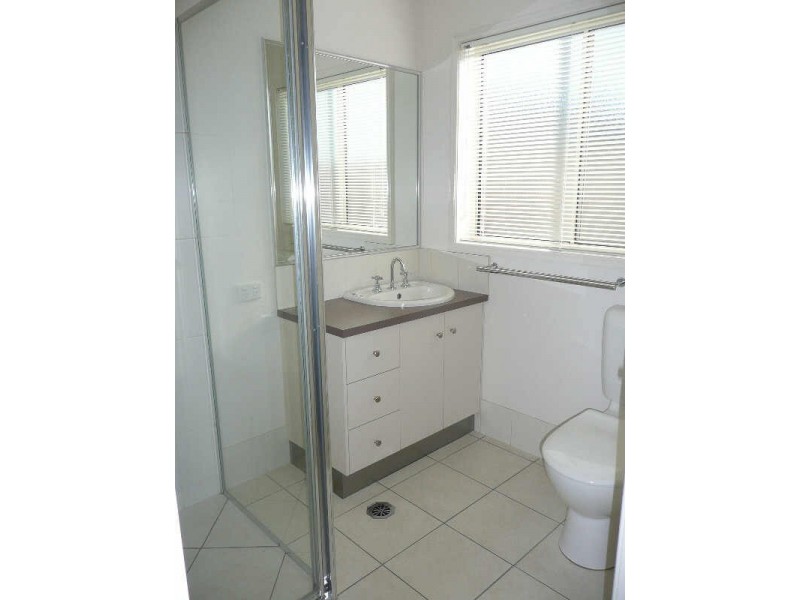 15 Oakmont Circuit, Wodonga VIC 3690