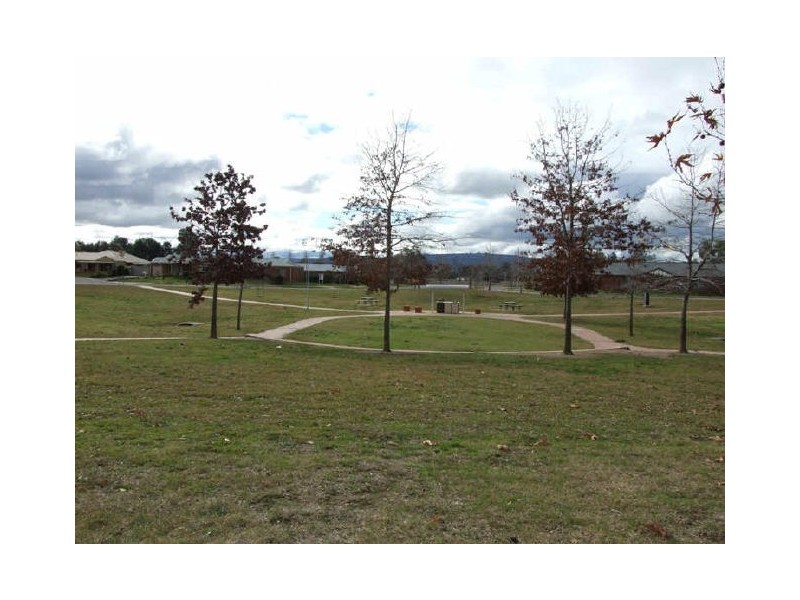 15 Oakmont Circuit, Wodonga VIC 3690