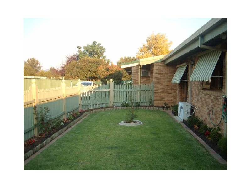 1/5 Holt Place, Wodonga VIC 3690