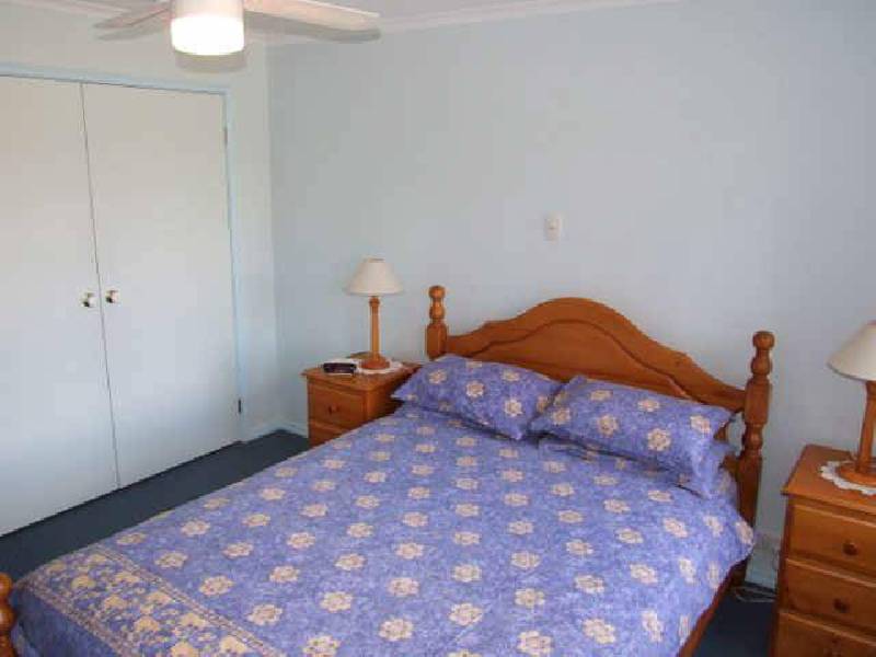 Fleet Street, Wodonga VIC 3690