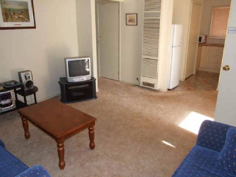 Fleet Street, Wodonga VIC 3690