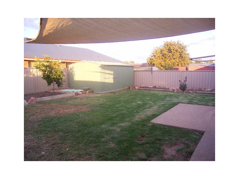 38 Kingfisher Drive, Wodonga VIC 3690